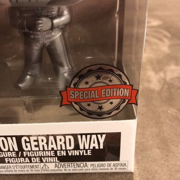 Platinum Skeleton Gerard Way Funko #41 - Picture 6 of 7